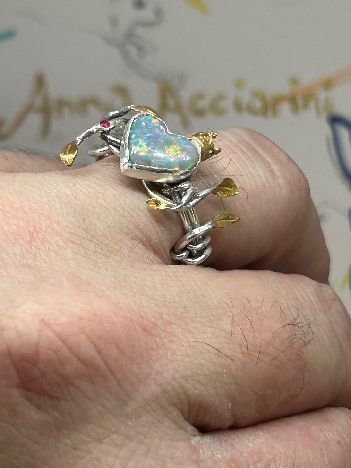 Queen of Hearts, Opal vine ring