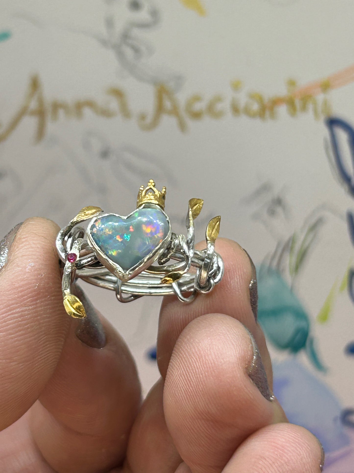Queen of Hearts, Opal vine ring