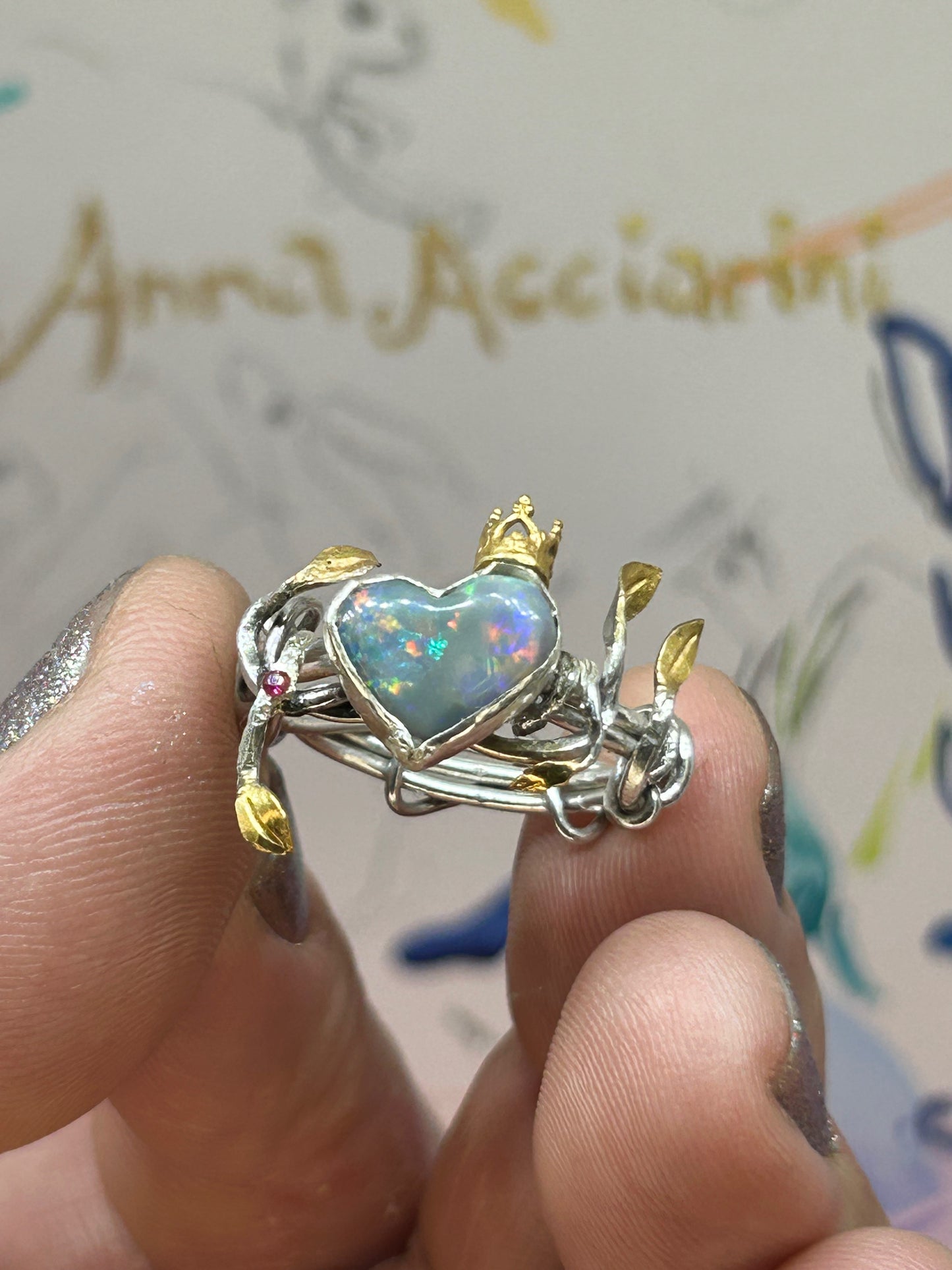 Queen of Hearts, Opal vine ring